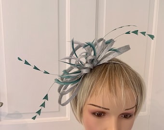 Silver & emerald green feather and sinamay fascinator, emerald green fascinator,silver and green small fascinator, silver and dark green hat