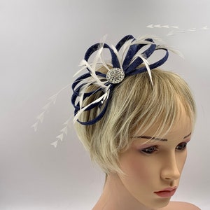 Navy and ivory  feather fascinator, navy with ivory feathers simple  fascinator for weddings, light navy feather fascinator for weddings