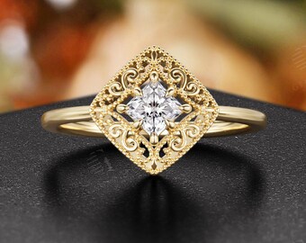 Vintage Princess Cut Moissanite Engagement Ring - Filigree Square Solid Gold Bridal Ring