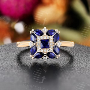 Vintage Princess Cut Sapphire Engagement Ring,Antique Yellow Gold Halo Design Bridal Ring,Art Deco Anniversary Ring,Moissanite Promise Ring