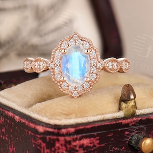 Vintage Moonstone Engagement Ring,Rose Gold Ring,Unique Oval Cut Halo Diamond Moonstone Ring,Milgrain Bridal Ring,Women Anniversary Ring