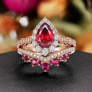 Ruby Engagement Ring Set,Teardrop Ruby Bridal Set with Moissanite Halo,Rose Gold Wedding Ring Set for Her,Vintage Style Anniversary Gift