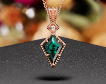 Geometric Kite Emerald Pendant Necklace,Vintage Milgrain Rose Gold Necklace,Art Deco Jewelry