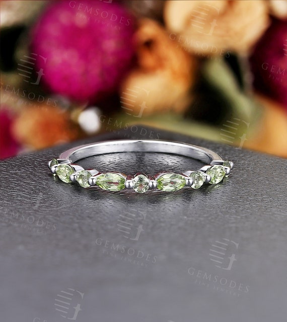 Peridot cheap anniversary band