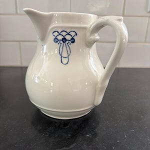 St Uze - Etsy