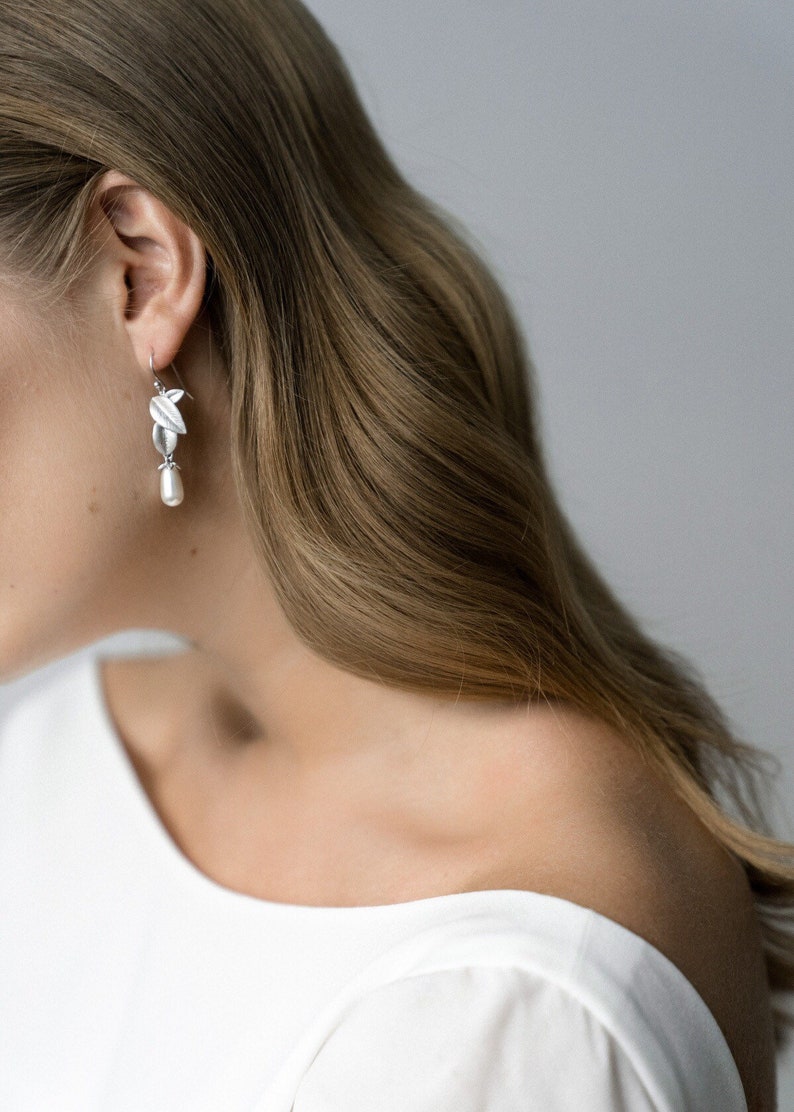 Wedding leaf Silver earrings Classic earrings Drop crystal earrings Wedding pearl drop earrings Bridal earrings Wedding zircon jewelry