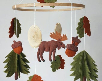 Moose baby mobile Woodland mobile for nursery Moose Woodland Mobile Woodland Nursery Mobile Boy Crib Mobile wih acorns Autumn forest mobile