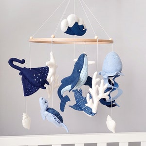 Humpback whale baby mobile, Nursery mobile with sea animals, Nautical nursery mobile for girl, Ocean baby boy mobile, Baby mobile blue ocean