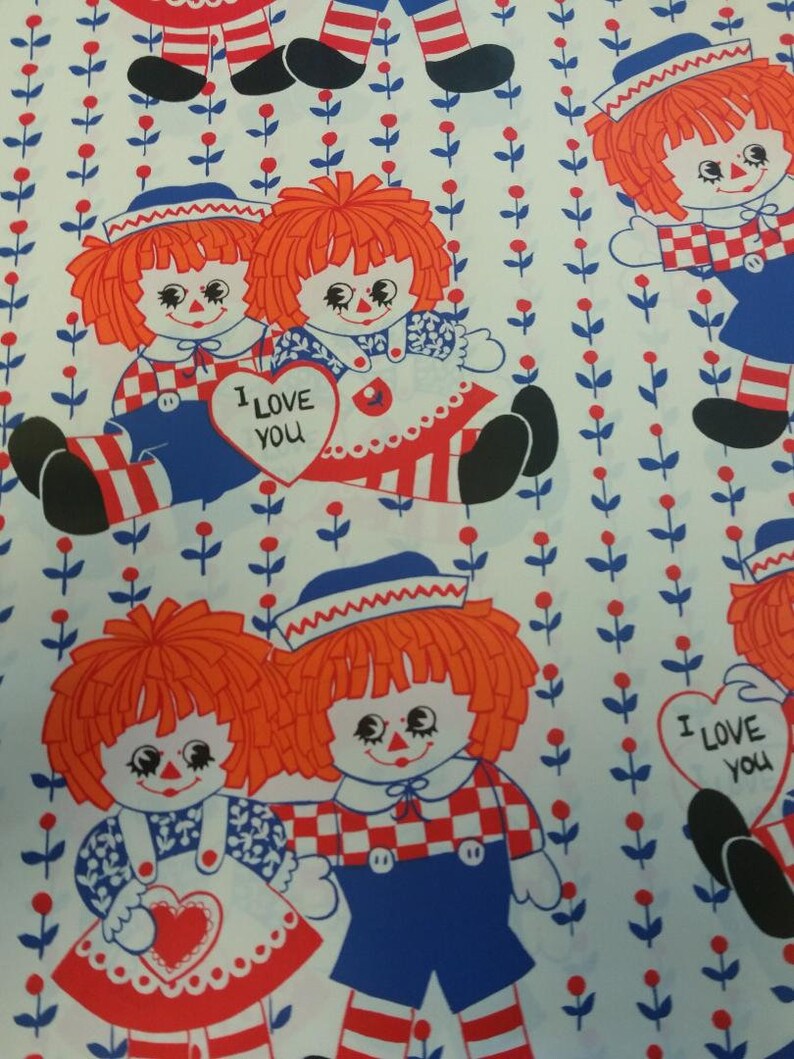 Ann Droid Rapping Paper Vintage Wrapping Paper - 1970s Hallmark Raggedy Ann and Andy Love You ...
