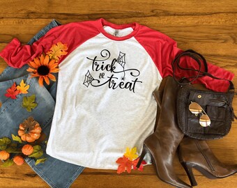 Camiseta Truco o Trato, Camiseta de Halloween, Camisas de Halloween para Mujeres - Camisas de Otoño - Camisas de Halloween - Fiesta de Halloween, Camisa de Halloween T331