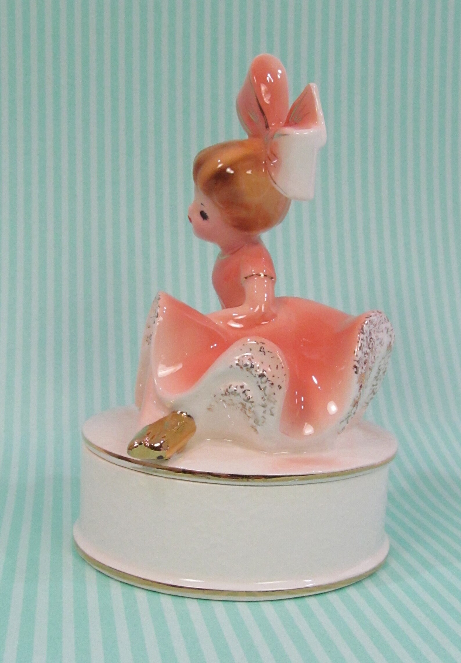Inarco HTF Beautiful Big Bow Girl in Gorgeous Peach Dress Sitting ...