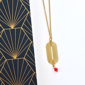 Art Deco graphic necklace in gold and red pearl, delicate necklace with oval geometric pendant in gold and red, gift for women, elegant modern necklace