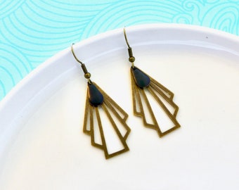 Art Deco bronze and black graphic fan earrings, black geometric fan earrings, elegant bronze brass earrings