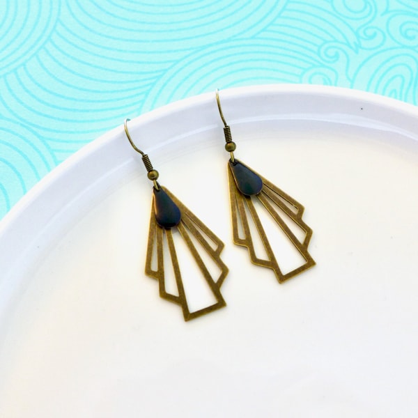 Art Deco bronze and black graphic fan earrings, black geometric fan earrings, elegant bronze brass earrings