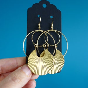 Art Deco graphic hoop earrings, large round gold striped earrings, modern sunburst earrings, women&#39;s gift