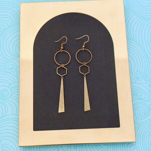 Geometryczne kolczyki w stylu Art Deco z brązu mosiężnego, graficzna biżuteria z długim sześciokątnym pierścieniem, eleganckie kolczyki, prezent świąteczny