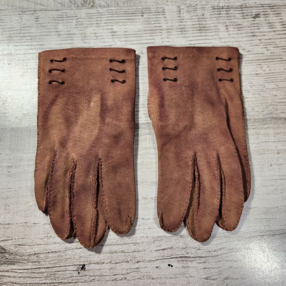 Vintage brown cloth gloves short length size ladi… - image 3