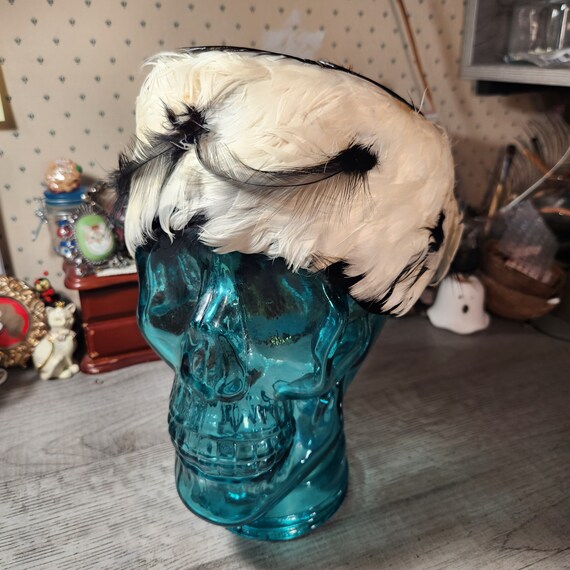 Vintage Real Feather Pillbox Style Hat Size Medium to Large  display picture 1