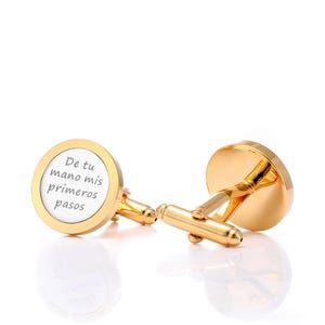 Gemelos personalizados para boda, gemelos redondos chapados en oro con letras para hombre, regalo de joyería para el padre de la novia, botones de camisa para hombre