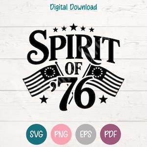 Pode incluir: Design gráfico preto com o texto "Spirit of '76" e duas bandeiras americanas. O design inclui estrelas e é adequado para download digital. A imagem está em um fundo branco com grão de madeira.