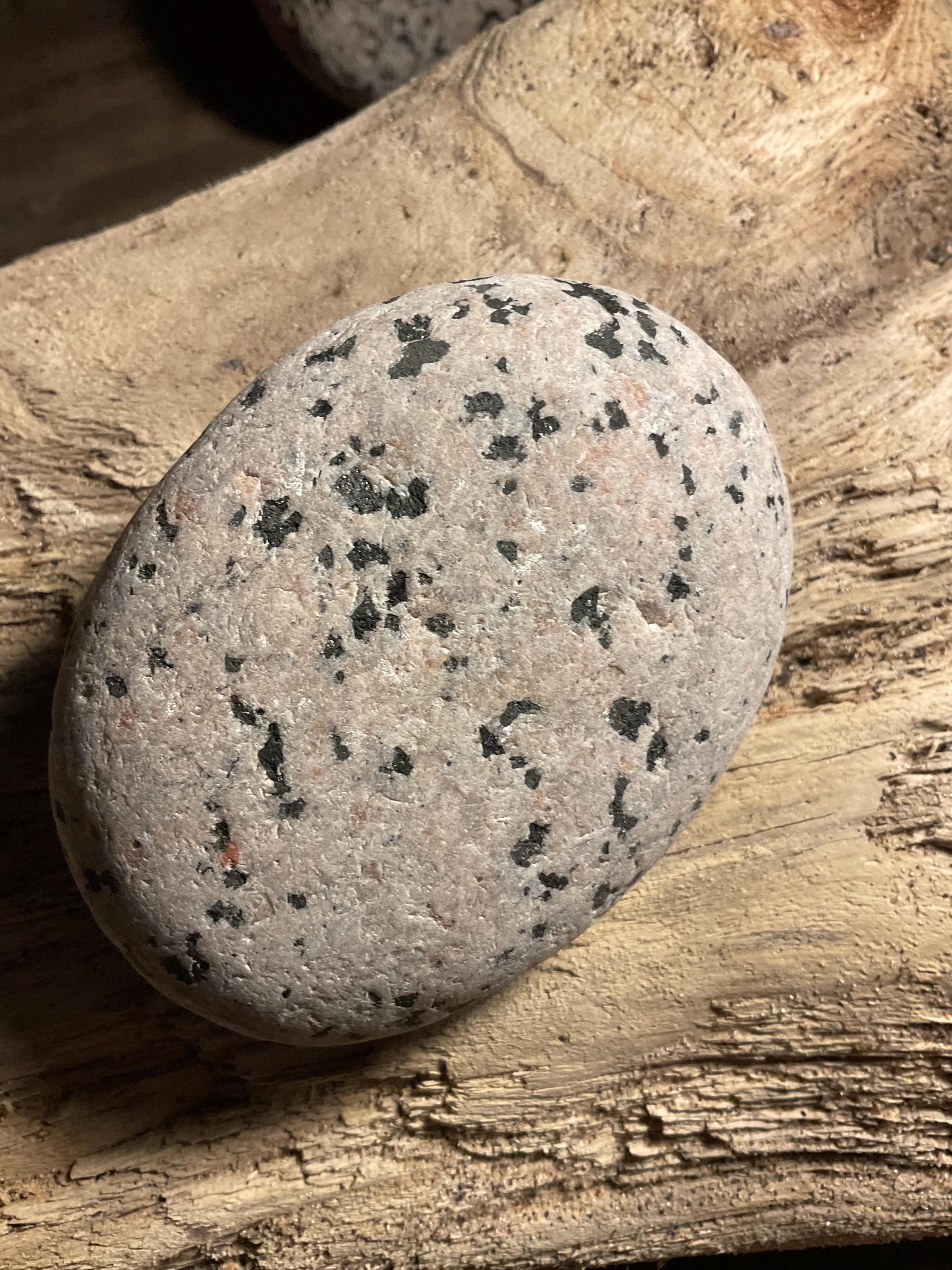 Yooperlite Rocks Pattern See Video, Bright Galaxy Pattern, Fluorescent Sodalite, YOOPERSTONES ...