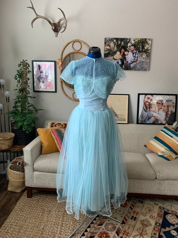 Beautiful vintage 40s - 50s Tulle Evening Dress -