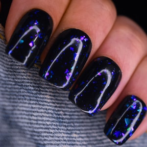 Iridescent Flake Gel Polish: Aurora Glitter, Mermaid Holographic Nail Topper