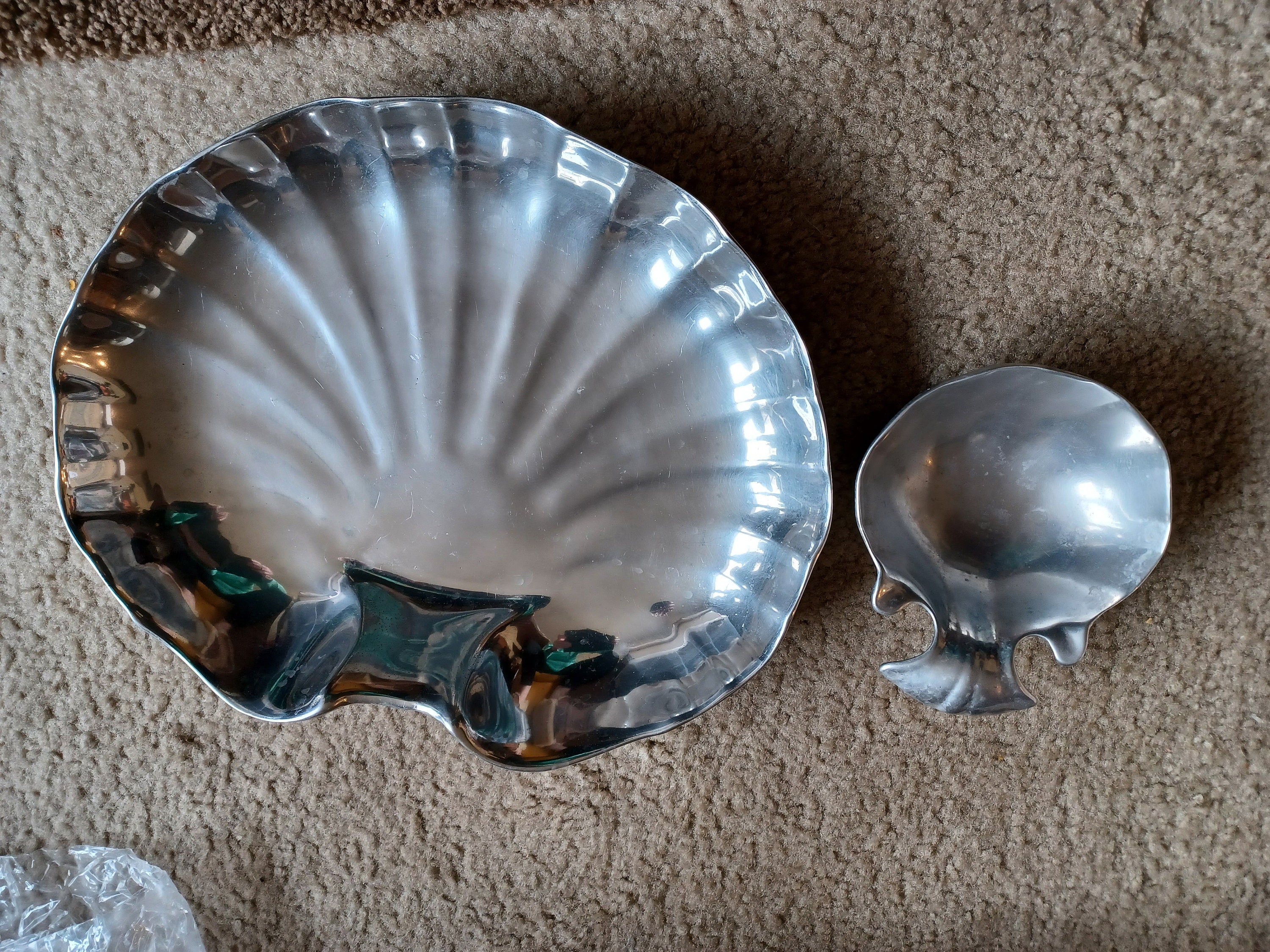 Wilton Armetale Metal Seashell Hors D'oeuvre Tray 2 Pieces Ovenburner