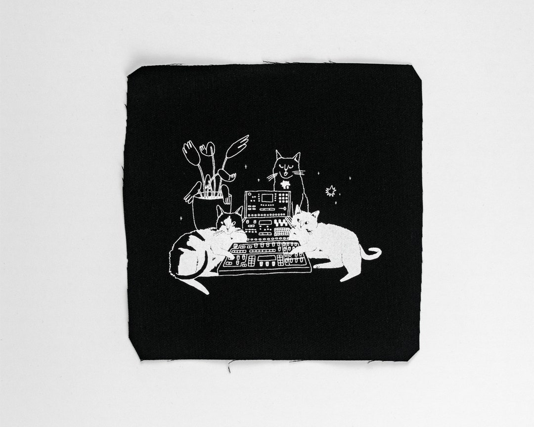 Cats On Synthesizer In Space Lover Music Producer Synth T-Shirt Size S