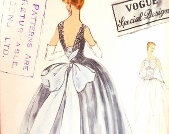 Vintage Vogue Sewing Pattern S-4743 ,Size 14 Bust 36ins Ladies  Nightdres,Wedding dress, Ballgown,