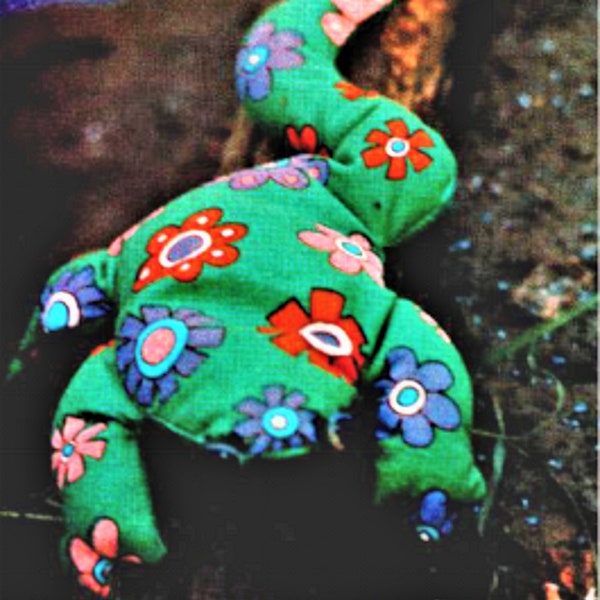 PDF Vintage Sewing Pattern FROG  DOORSTOP Bean Bag Toy , Pram Toy, Nursery Childs toy, Reproduced