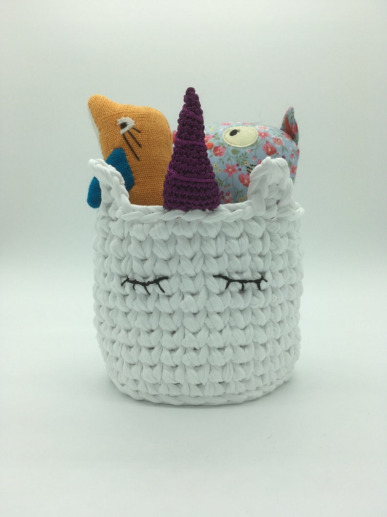 Unicorn crochet basket