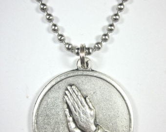 Praying Hands with Serenity Prayer Medal Pendant Necklace 24" Ball Chain Gift Box & Prayer Card