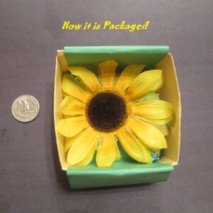 Sunflower Choker/handmade jewelry/flower choker/flower necklace/flower girl gift/choker collar/yellow choker