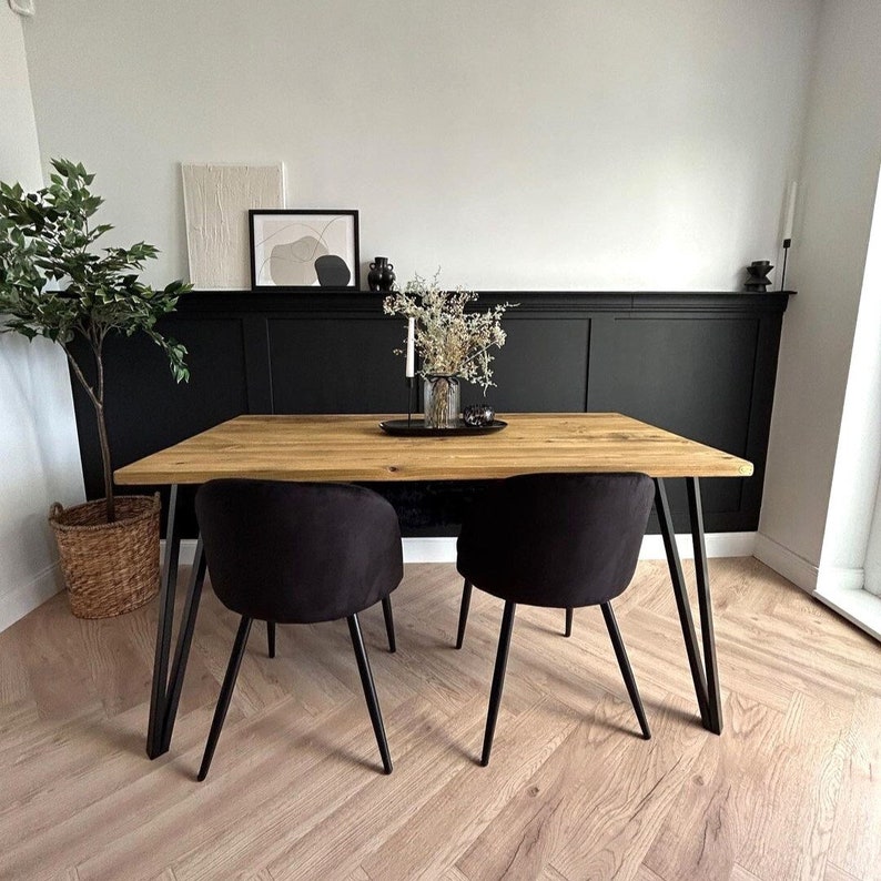 Reclaimed Dining Table With 2-Rod Black Hairpin Box Legs, Customisable Sizes and Finishes Oak