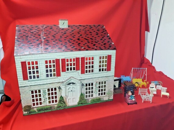 1940s dollhouse