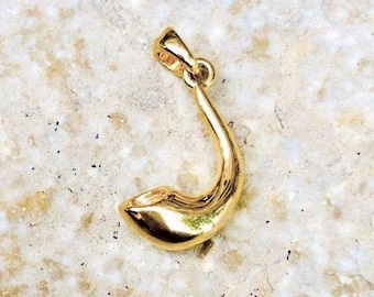 14k Gold Shofar (Ram's Horn design) Necklace, Judaica jewelry from Jerusalem, Israel.