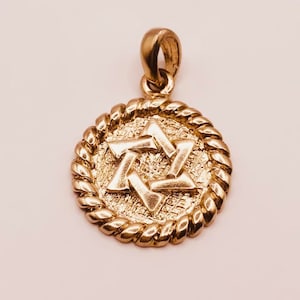 18k solid Gold Star of David Pendant, ancient medallion design, Jewish Necklace, judaica jewelry,