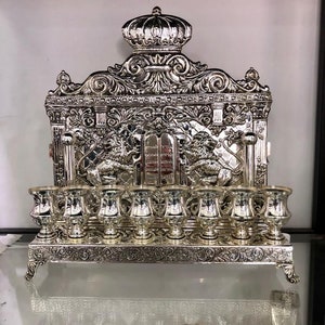 Hanukkah Menorah, Quadratische Silber Chanukiah, traditionelle jüdische Hanukkah Lampe, Israel Hanukkya,