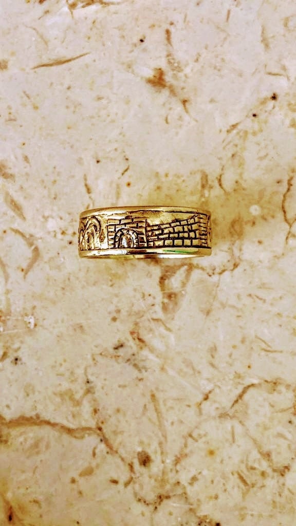 18k gold Jerusalem ring, artisan Jerusalem motif, Judaica jewelry,