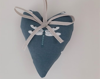 Coeur suspendu de libellule, coeur de tissu bleu sarcelle, décor à la maison, coeur décoratif, coeur suspendu, décoration de chambre