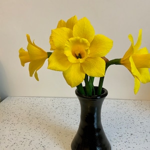 Fiori di carta realistici Narcisi / Narcisi gialli Fiori primaverili per matrimonio Decorazione di carta crespa Decorazione per la casa