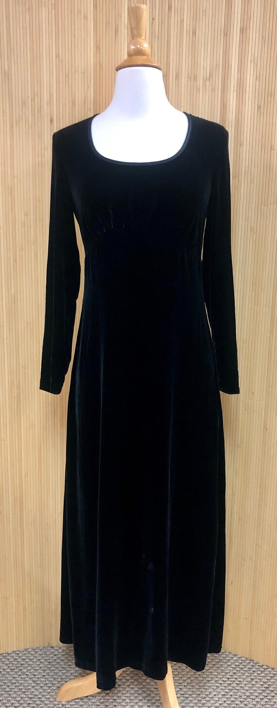 Vintage 1990’s Elegant Black Velvet Empire Waist M