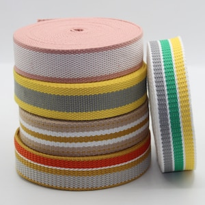 5 mètres de sangle très colorée avec des couleurs estivales avec rayures Ligne Sobre Géométrique 30mm