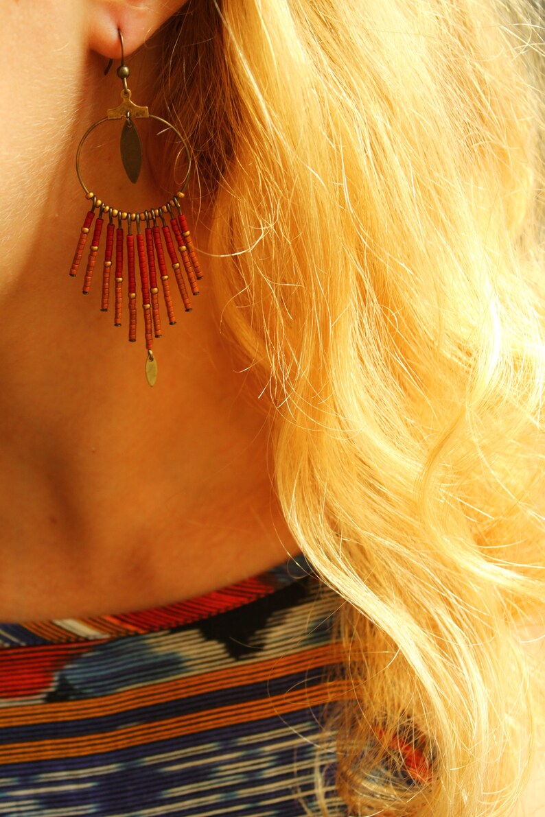 Boucles D'Oreilles Créoles Pompons Bleu Turquoise - Dorées Bohème Chic