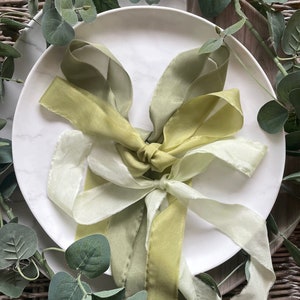 Green habotai Organic and Peace silk collection, 3cm Green Cruelty Free silk ribbons,100% silk Naturally Dyed plant dyed eco bouquet ribbon