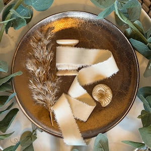 Lichtgouden biologische bamboe zijden linten, veganistisch gouden lint, natuurlijk geverfd biologisch lint, eco crème handgeverfd lint, duurzaam boho-lint