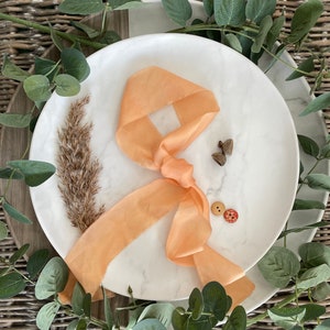 Nastro di seta Peaches and Cream 106 Peace, 100% seta tinta naturalmente in colore corallo, nastro di seta cruelty-free tinto a mano, nastro per bouquet da sposa