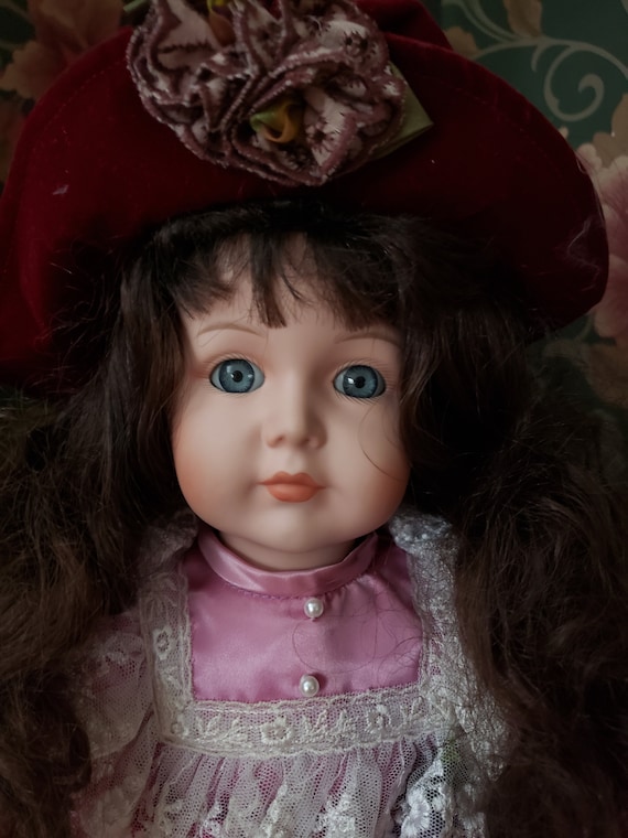 porcelain dolls that play music