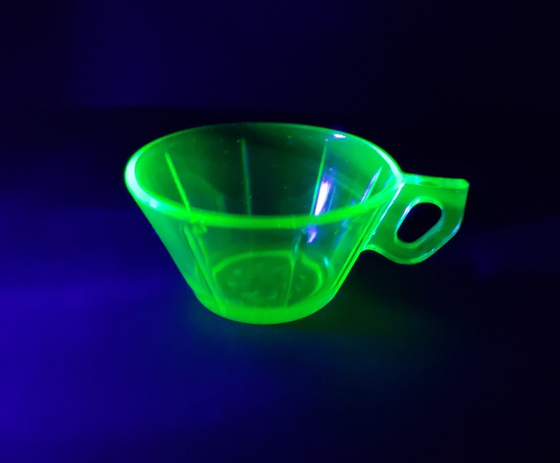 uranium glass cup